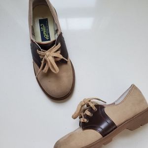 Amilio Oxford Shoes *READ *